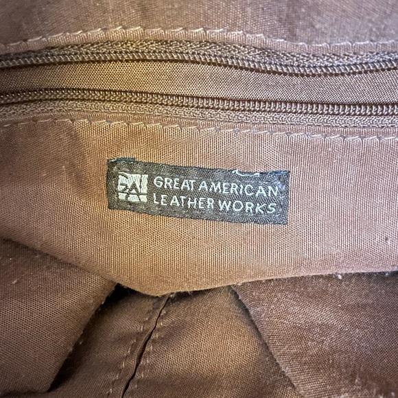 Great American Leather Works Handbag/Tote - Picture 3 of 9